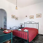 Akrotiraki Hotel