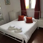 Akrotiraki فندق